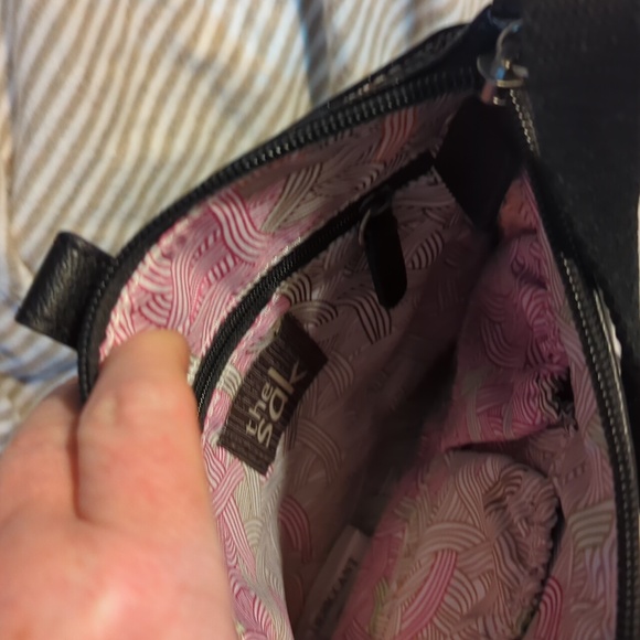 COPY - NWT: THE SAK "PAX SWING BAG" black🖤leather Xbody 😎COOL metallic details - Picture 8 of 8